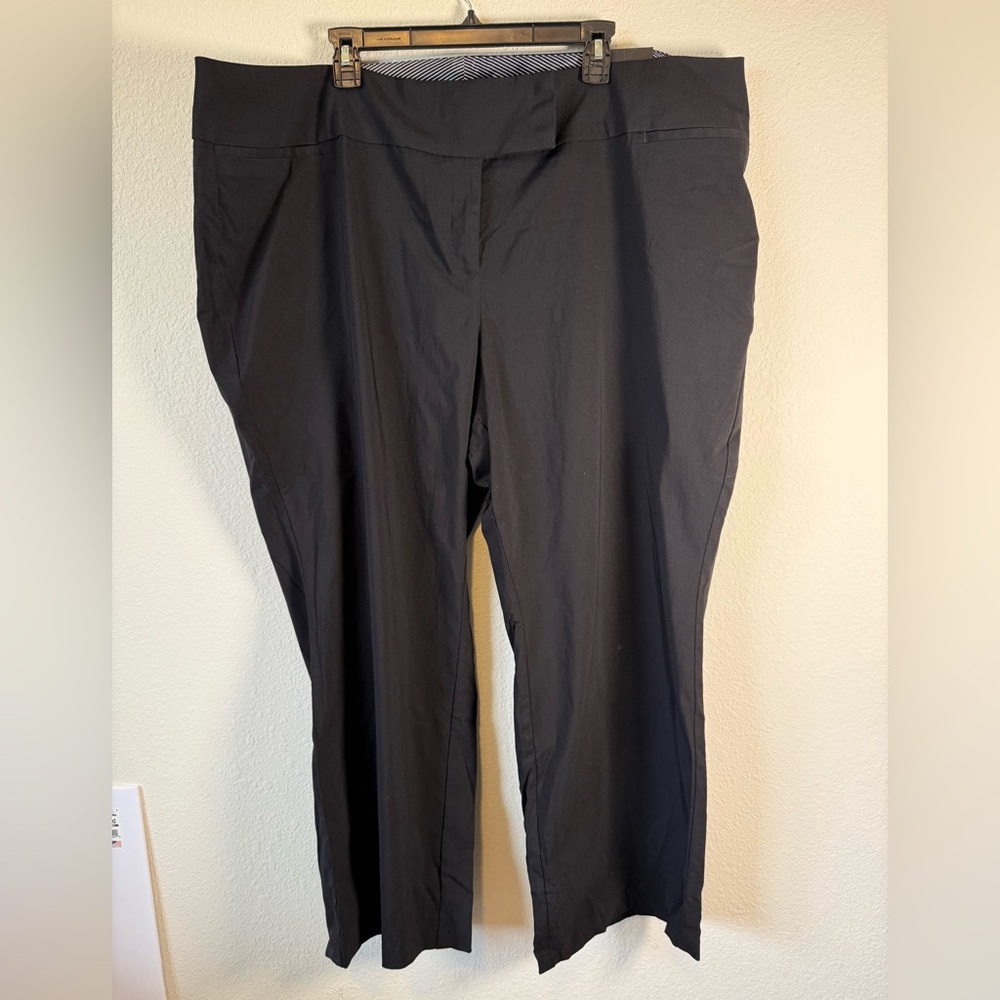Torrid Black High-Rise Relaxed Trouser Pants Classic Millennium Stretch 26 XS